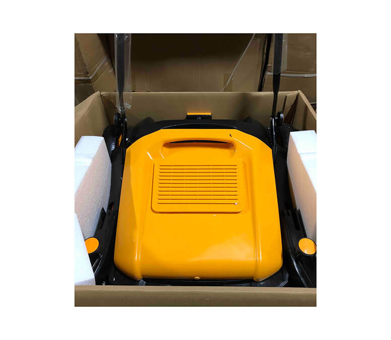 Industrial Manual Push Sweeper Walk-Behind Floor Sweeper.